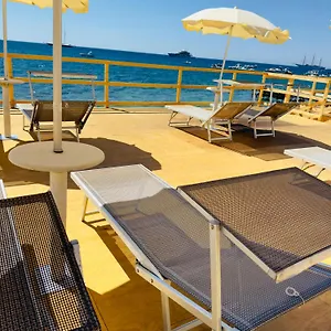 Sirina House Appart hôtel